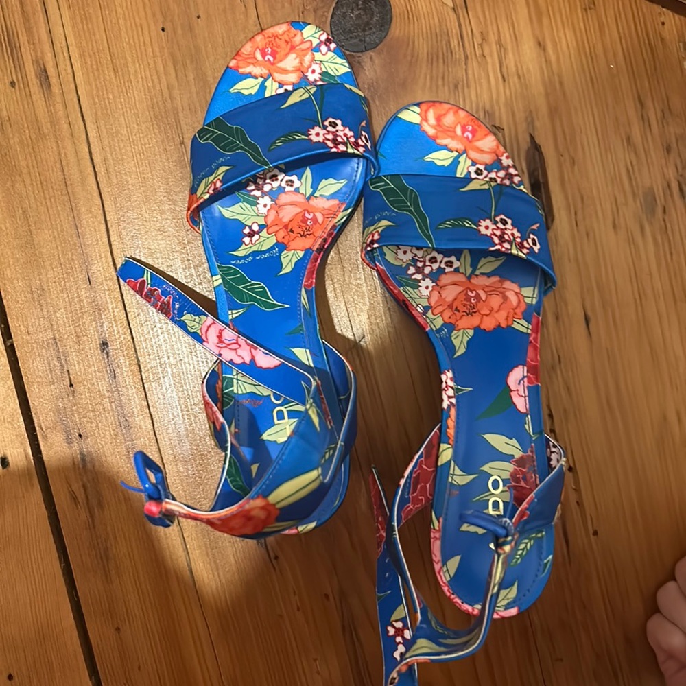 Aldo flowery heels